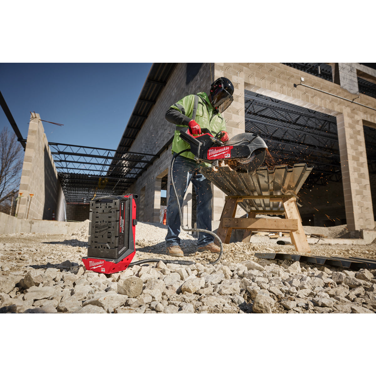 Milwaukee Adaptador para batería de mochila MX FUEL™ MXFPBE-0 — imagen 3