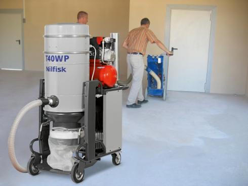 Aspirador industrial trifásico Nilfisk N_T40W L100 FM
