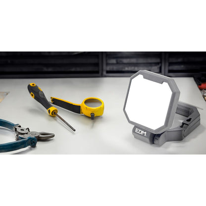 Foco led de trabajo power work am1 20 w 2.000 lm 3 en 1