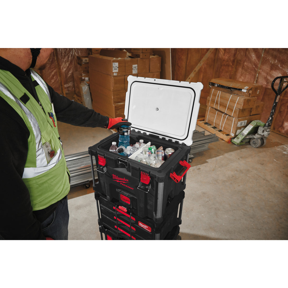 Milwaukee Nevera rígida XL PACKOUT™ — imagen 2