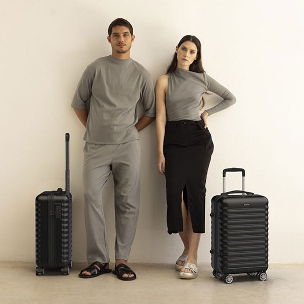 Maleta 30l de cabina mini xs negra upfly 55x36x19cm 1200877 numada