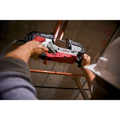 Milwaukee Sierra de banda de 1100W, capacidad de corte 125x125mm, velocidad variable 0-116m/min BS125 — imagen 3