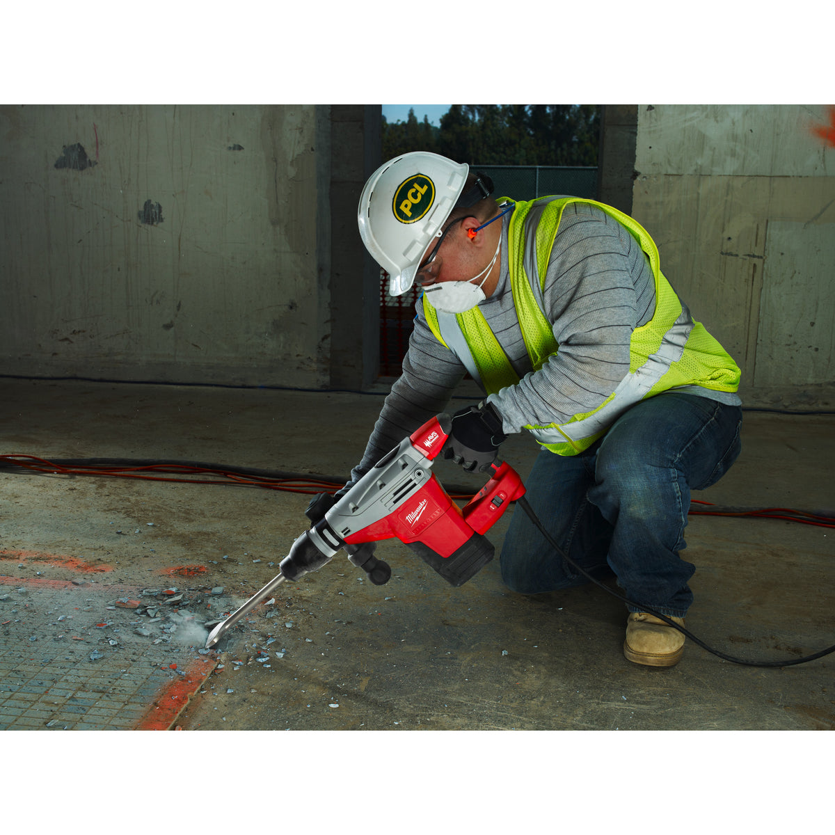 Milwaukee Martillo combinado de 5kg, 1300W, AVS, SDS-Max, 8,5J de energía de impacto, 2840bpm K545S — imagen 2
