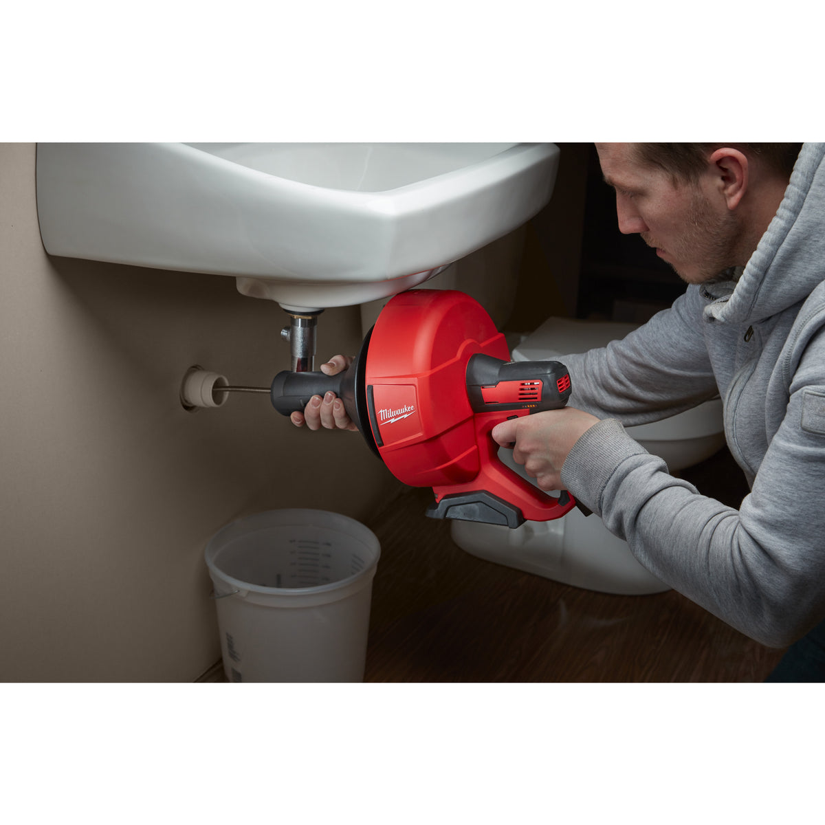 Milwaukee Desatascadora M12™, alimentación manual, espiral de 6mm, longitud del cable 7,6m M12BDC6-202C — imagen 3