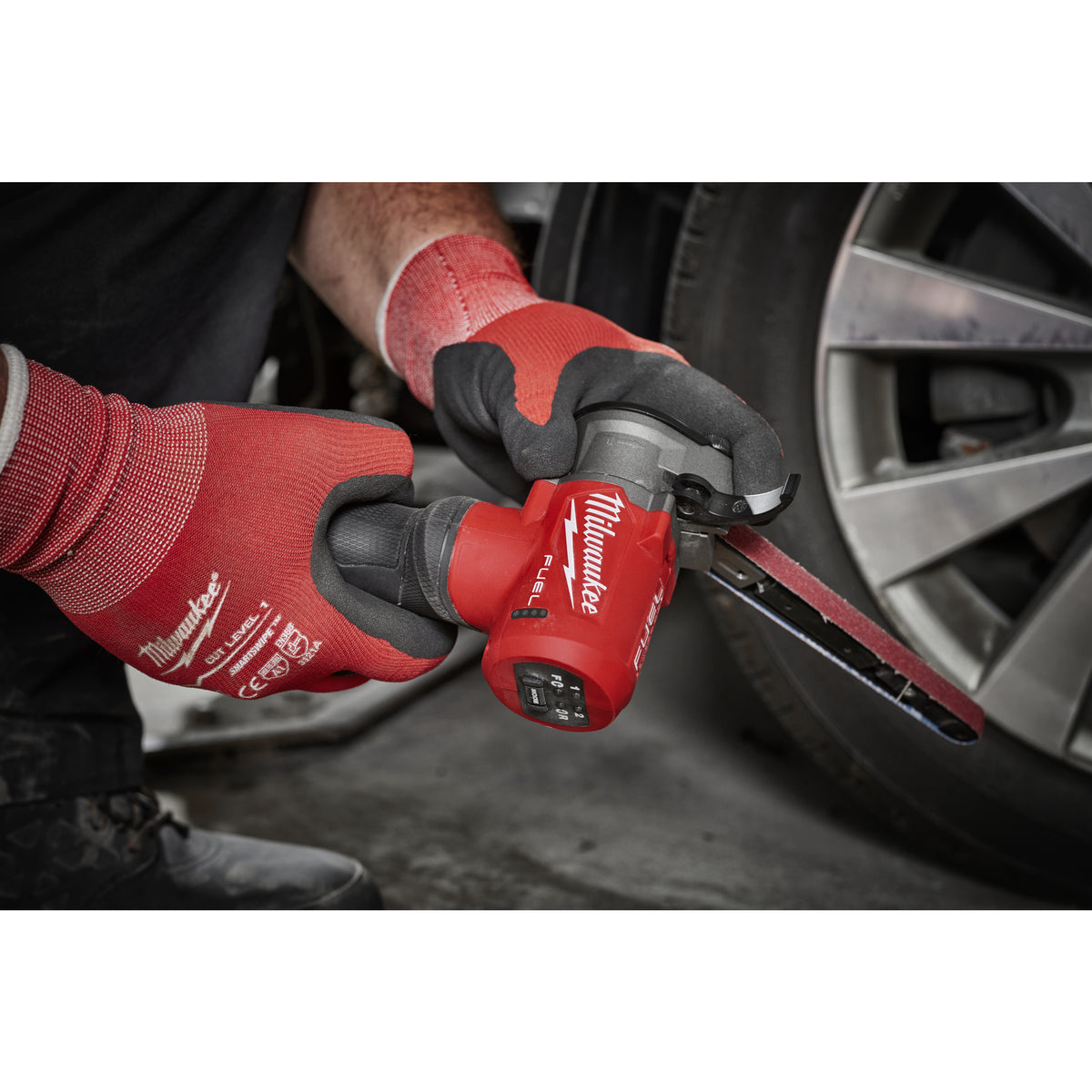 Milwaukee Lijadora de banda subcompacta M12 FUEL™, ancho de banda 13mm M12FBFL13-402B — imagen 2
