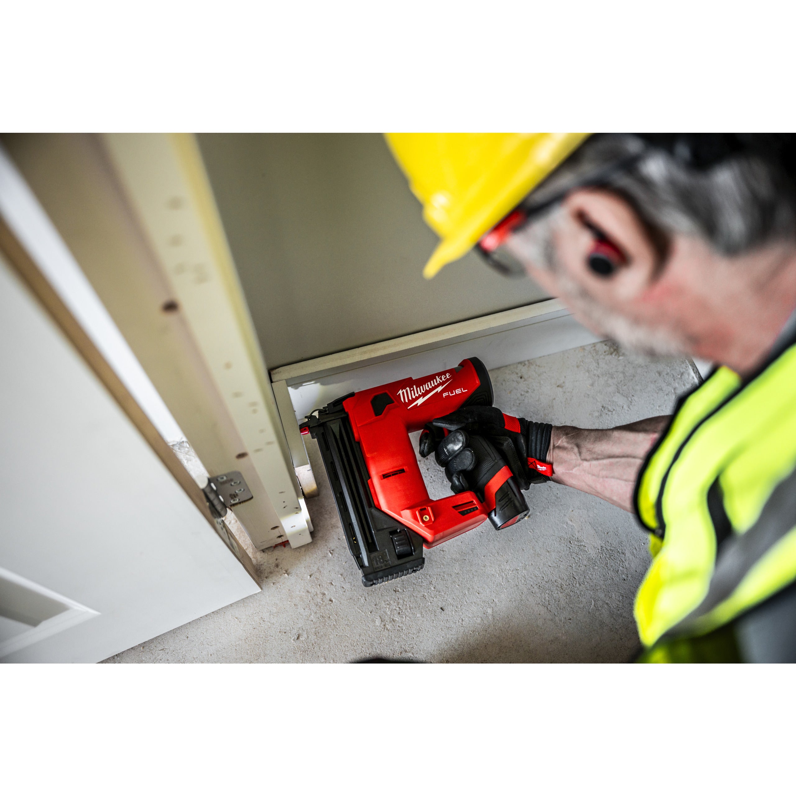 Milwaukee Clavadora de acabados subcompacta M12 FUEL™, 18GS, diámetro máximo clavo 1,2mm M12FCN18GS-202X