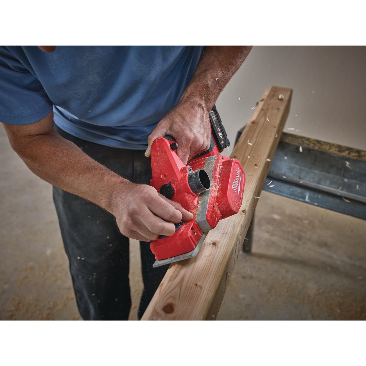 Milwaukee Cepillo M18™, 14.000rpm, ancho de corte 82mm, profundidad máxima de rebaje 10,7mm M18BP-0 — imagen 2