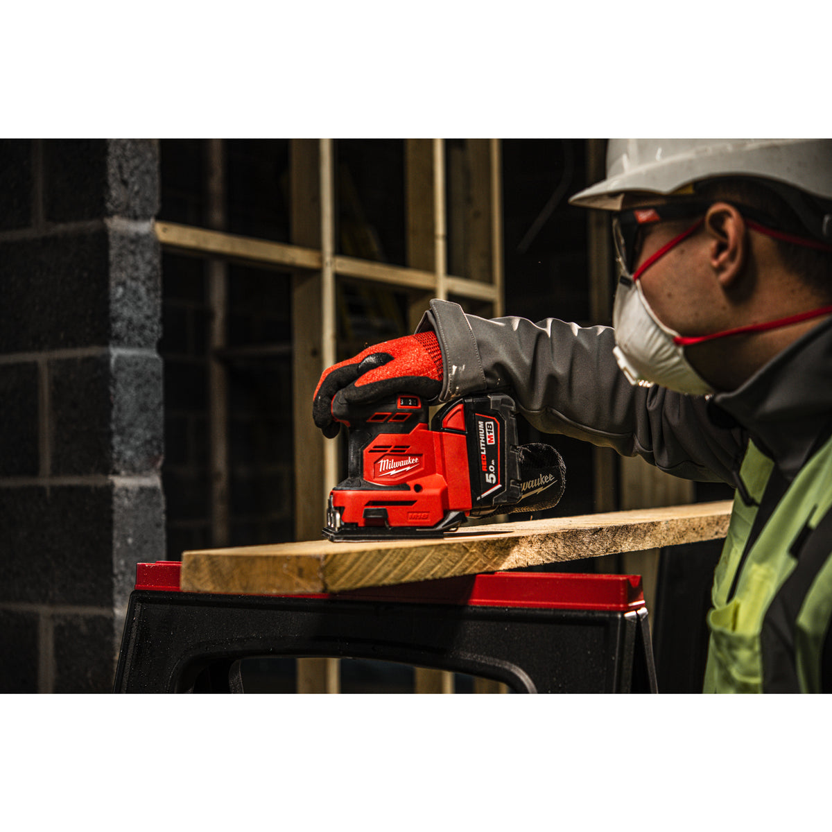 Milwaukee Lijadora orbital M18™, tamaño de lija 113x104mm, 11,000-13.000rpm, 1 M18BQSS-502B — imagen 2