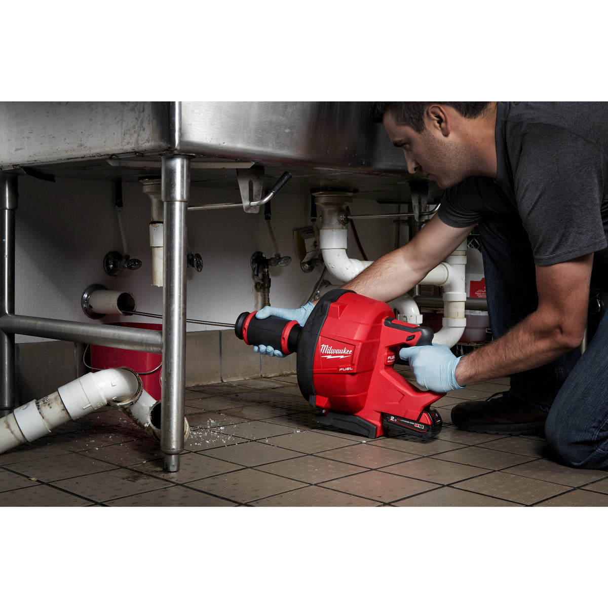 Milwaukee Desatascadora M18 FUEL™, alimentación automática, espiral de 10mm M18FDCPF10-0C — imagen 3