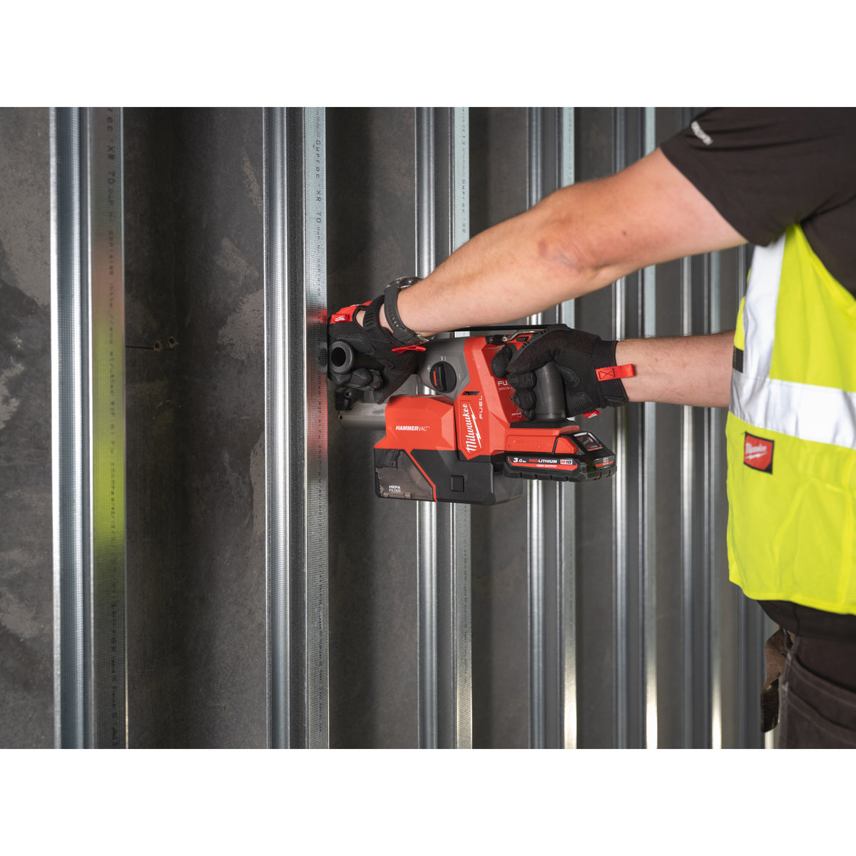 Milwaukee Martillo combinado SDS-Plus M18 FUEL™, 16mm con extractor de polvo, 1 M18FHACDDE-0C — imagen 2