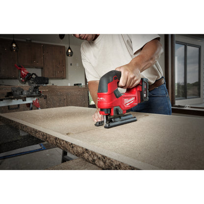 Milwaukee Sierra de calar con empuñadura cerrada M18 FUEL™, capacidad máxima en madera 135mm M18FJS-0X — imagen 3