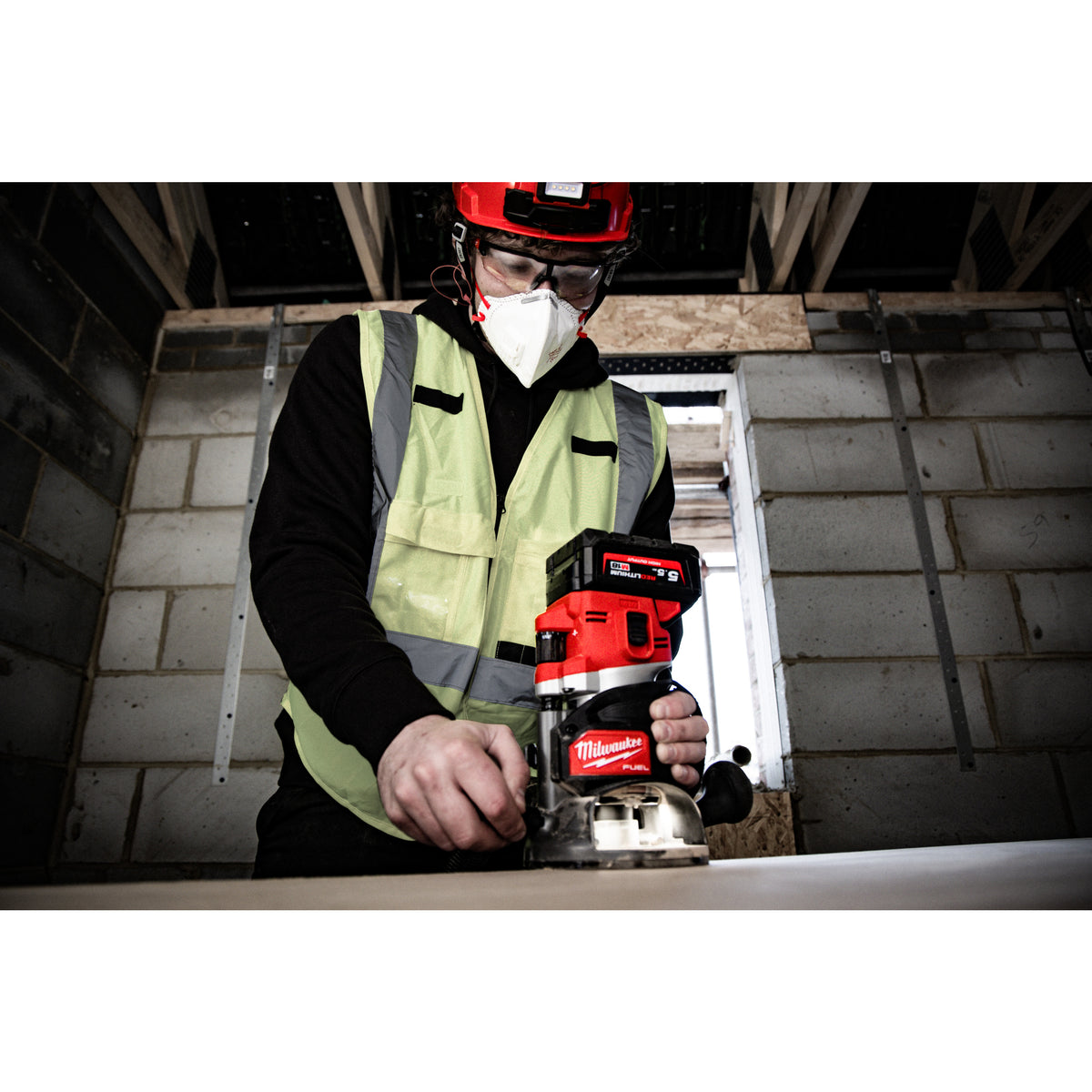Milwaukee Fresadora M18 FUEL™, capacidad de la pinza 1/4˝, 8mm, 12mm y 1/2˝ M18FR12-0X — imagen 2