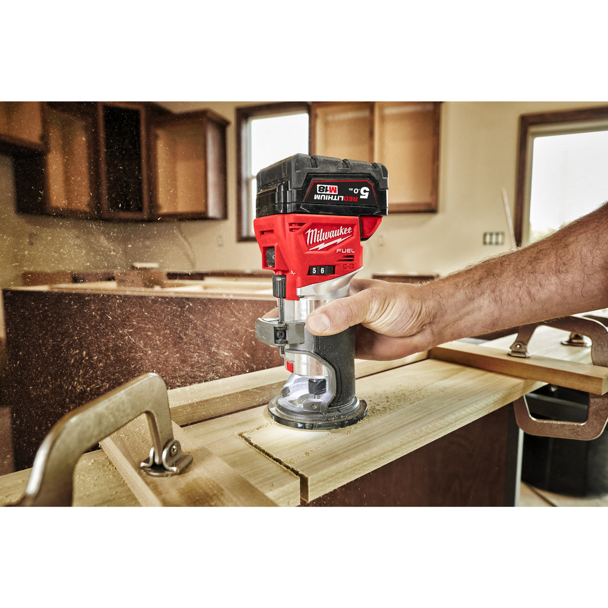 Milwaukee Fresadora M18 FUEL™, capacidad de la pinza 6 y 8mm, selector de 6 velocidades M18FTR8-0X — imagen 3