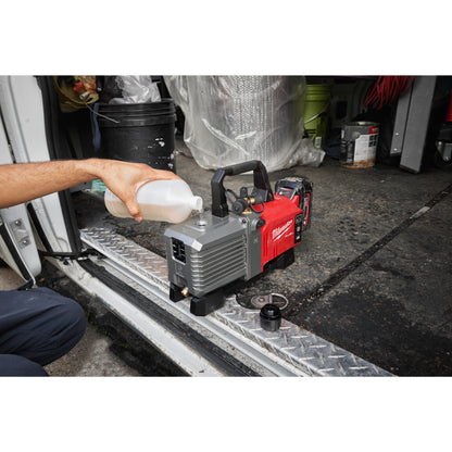 Milwaukee Bomba de vacío M18 FUEL™, 5cfm (8,5m³/h), vacío máximo 25 micrones M18FVP5-0 — imagen 2