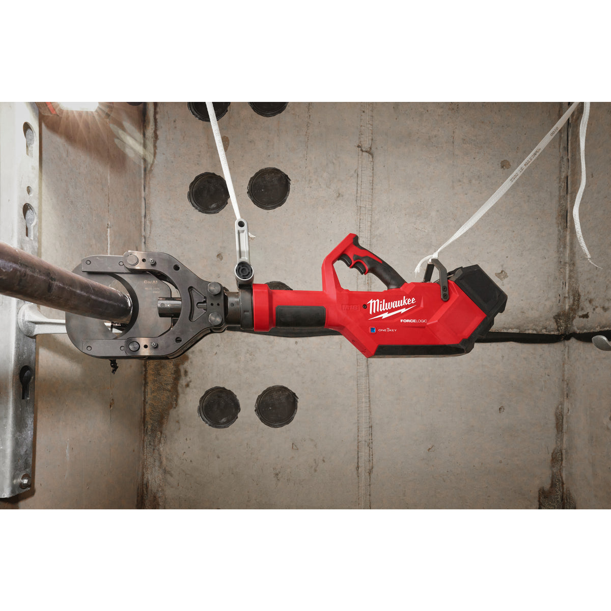 Milwaukee Cortadora de cable hidráulica de accionamiento remoto M18™ ONE-KEY™ FORCE LOGIC™ M18HSFC125R-802C — imagen 2