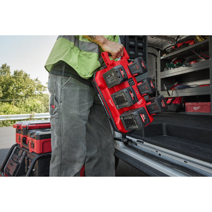 Milwaukee Cargador rápido de 6 bahías M18™ PACKOUT™, 6 puertos de carga secuencial M18MPC6 — imagen 3