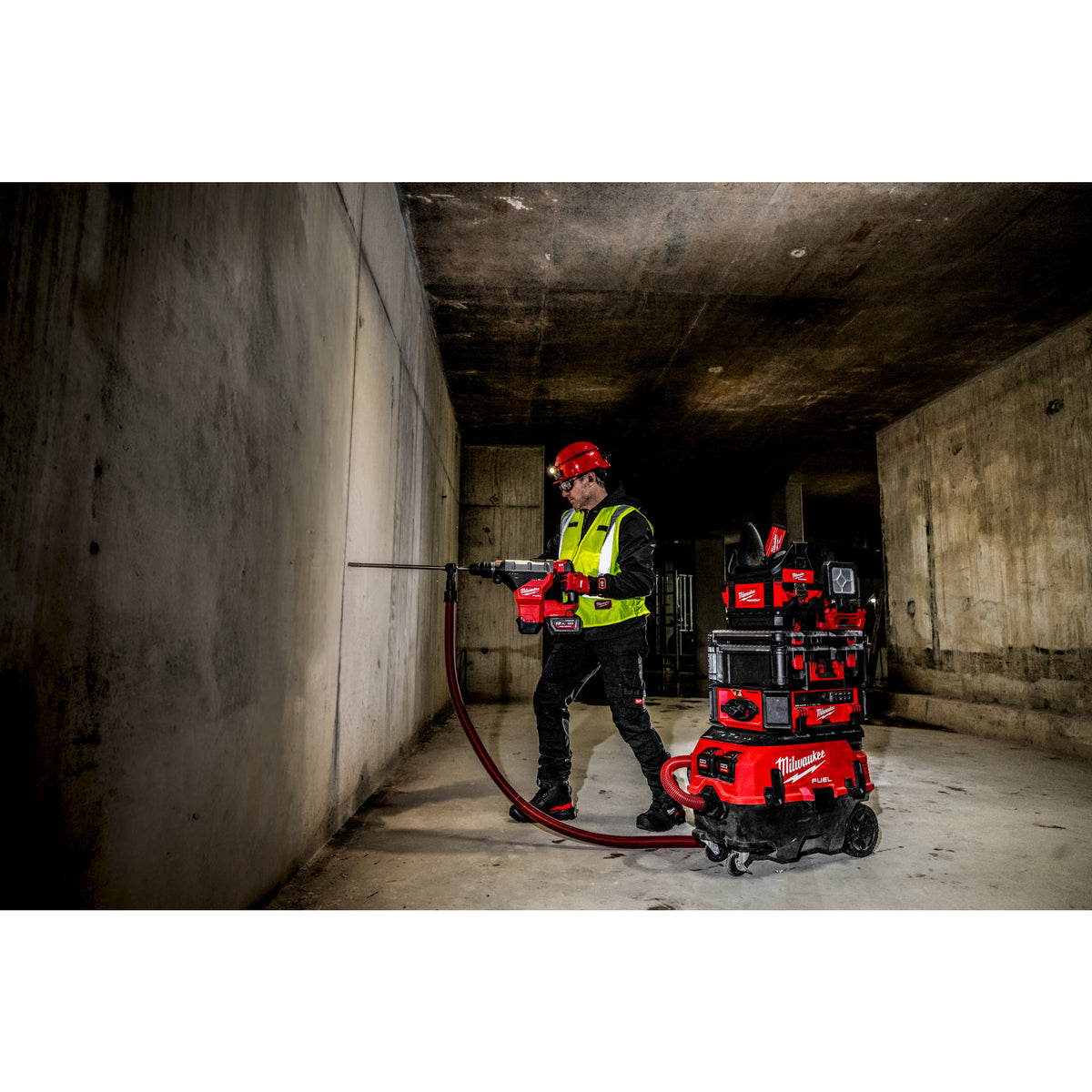 Milwaukee Aspirador húmedo/seco M18 FUEL™ híbrido de 34l, clase M, 2 baterías M18ONEF2VC34M-0 — imagen 3