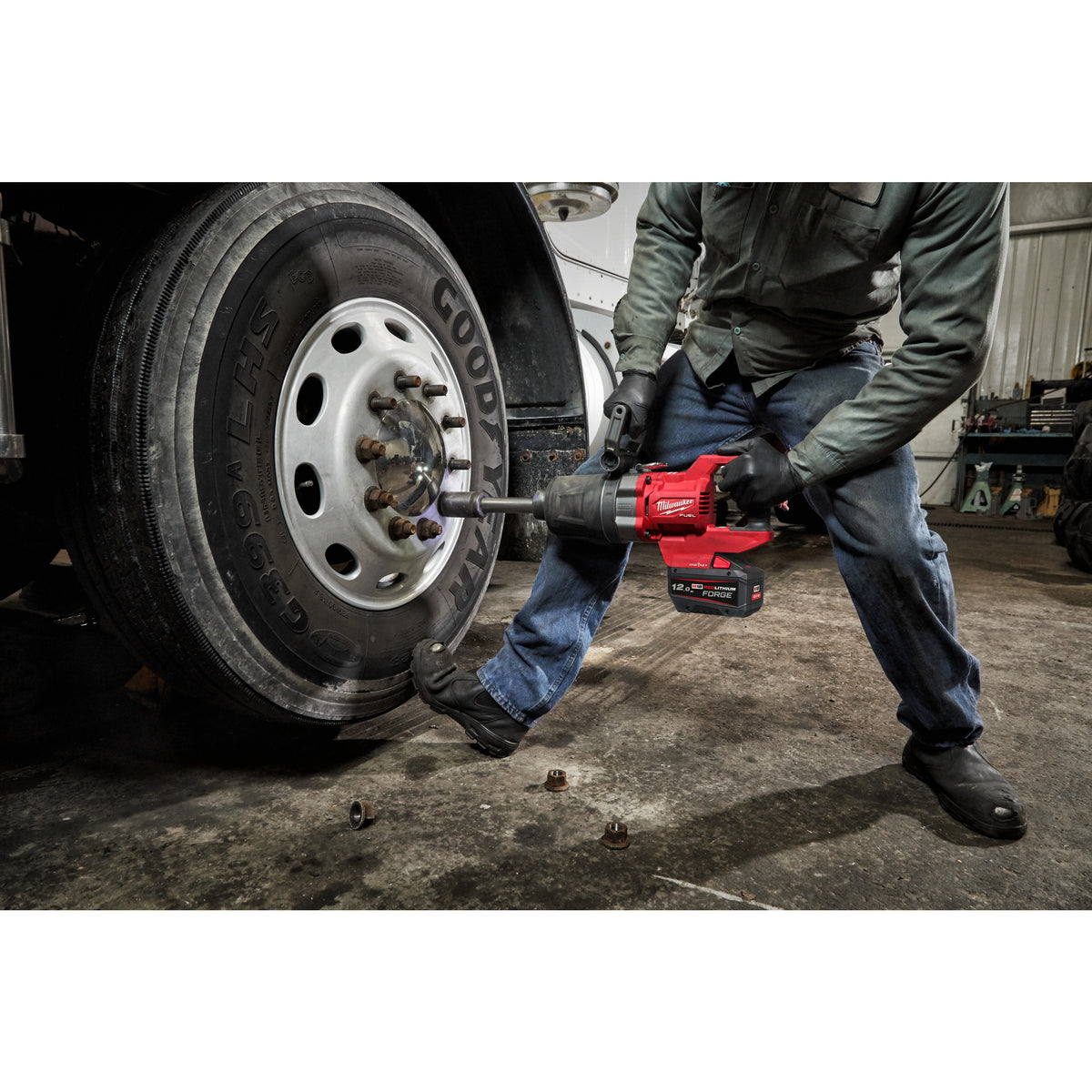 Milwaukee Llave de impacto M18 FUEL™ ONE-KEY™, recepción 1" con anillo de fricción M18ONEFHIWF1D-121C — imagen 3