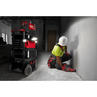 Milwaukee Luz de área/cargador LED M18™ TRUEVIEW™ PACKOUT™, protección IP54 M18POALC-0 — imagen 3