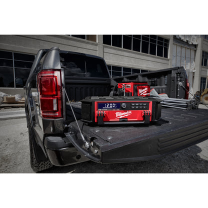 Milwaukee Radio/cargador de trabajo M18™ PACKOUT™ con Bluetooth®, salida de altavoz 90W M18PRCDAB+-0 — imagen 2