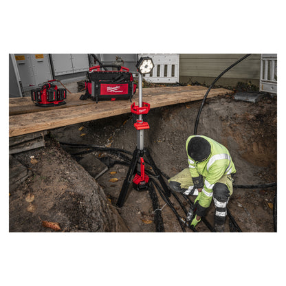 Milwaukee Trípode de iluminación LED M18™ TRUEVIEW™, extensible 1,10-2,20m, protección IP54 M18SAL2-0 — imagen 2