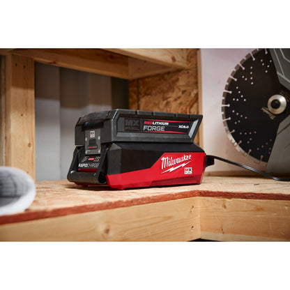 Milwaukee Cargador rápido MX FUEL™ MXFFC — imagen 2