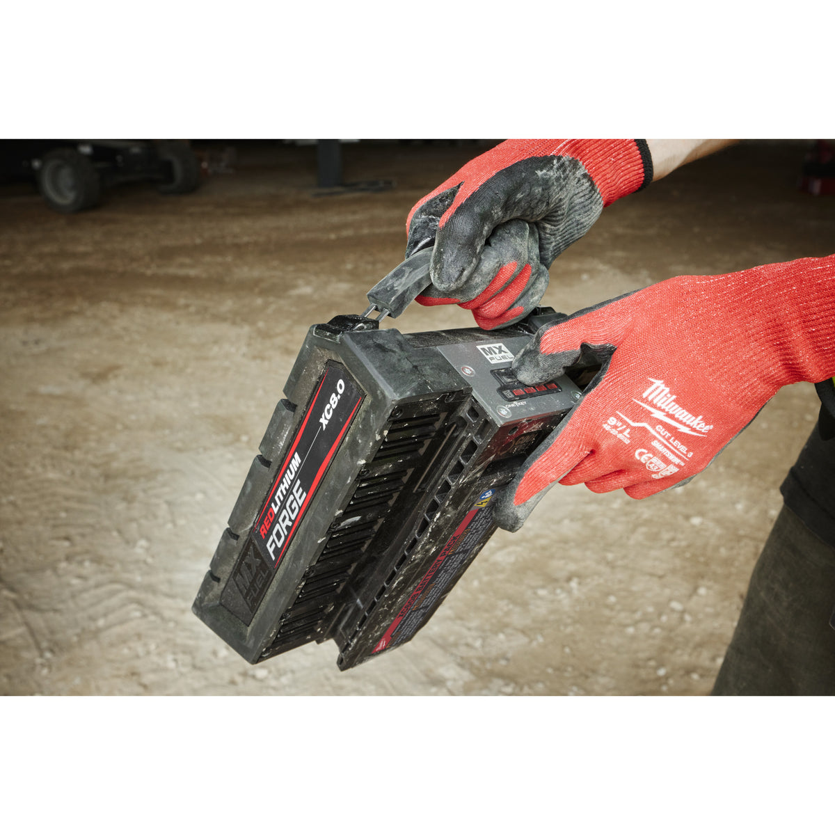 Milwaukee Batería MX FUEL™ REDLITHIUM™ FORGE™ 8.0Ah MXFXC608 — imagen 3
