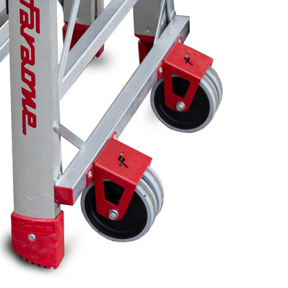 PL-COMPACT | Escalera plegable con amplia plataforma de trabajo