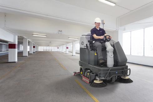Fregadora de conductor sentado Nilfisk SC6500 1100C
