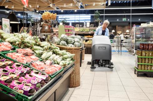 Fregadora de conductor a pie Nilfisk SC650 71C 240Ah C5 EU/UK