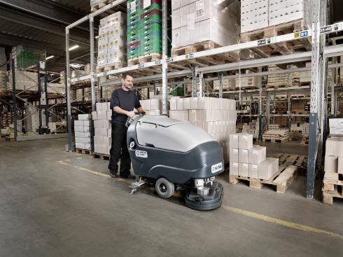 Fregadora de conductor a pie Nilfisk SC800 86D W240 OBC BR