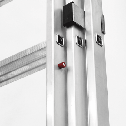 Escalera Triple Extensible con Peldaños Cuadrados 3X4 M VITO VIETQ4